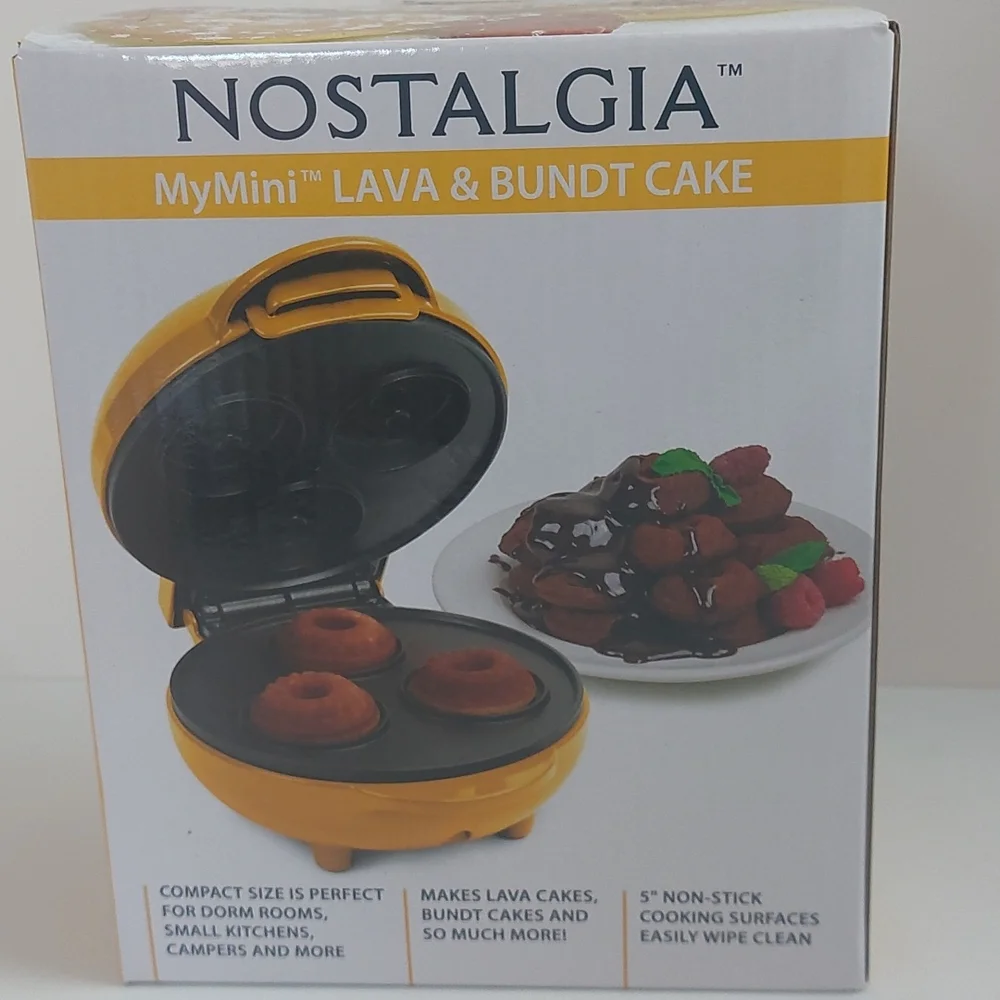 Nostalgia MyMini Lava & Bundt Cake yellow‎
